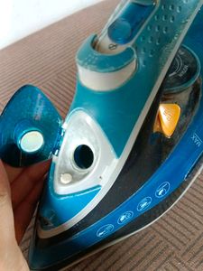 Sansui Steam Iron