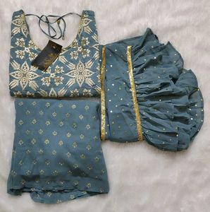 crop top with plazo and drape