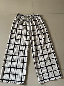 Stretchable White &Black Trousers
