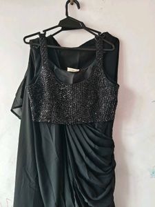 Chic Black Dress