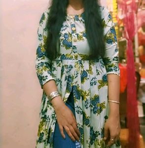 Floral Print Slit Kurti