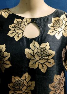 Black And Golden Zariwork Embroided Kurta