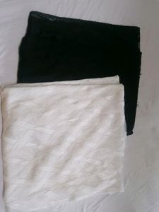 2 Shawl Of Black And White Colour