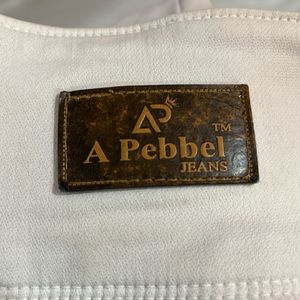 White High-Waisted Jeans