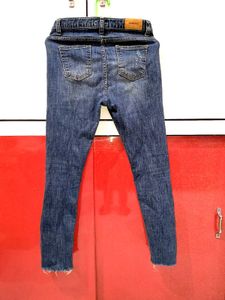 Damaged Jeans