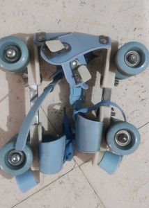 Skates with brake
