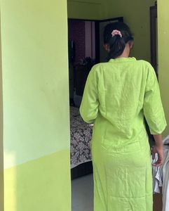 Women Solid Cotton Silk Straight Kurti