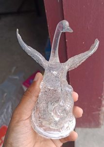 Swan Showpiece