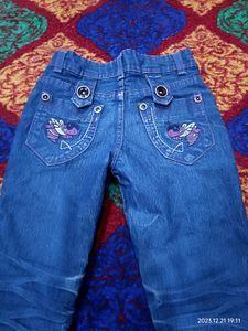 Girls Designer Jeans In Blue Colour