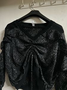 Stylish Black Long Sleeve Top