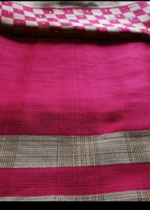 Chiffon Saree With Thread Work Border