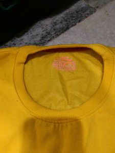 Sweat Shirt