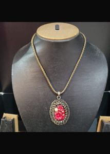 Floral Pendant Necklace