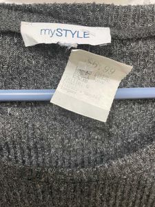 🏷️New With Yag Gray Long Sleeve Top E