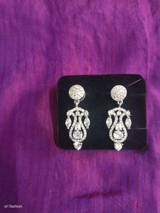 New Dazzling Earing