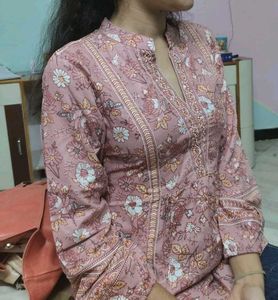 pink short kurta
