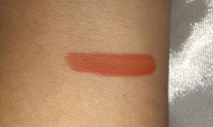 Elle 18 Liquid Lip Color