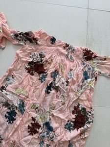 Floral Print Off-Shoulder Top