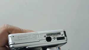 💥 LOOT OFFER 🔥Sony Cybershot Camera