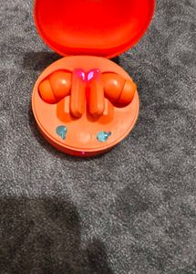 New Tune Earbuds Bass Sound With Anc Hot Red Colou