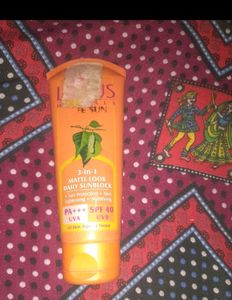 3 In 1 Tinted Sunscreen