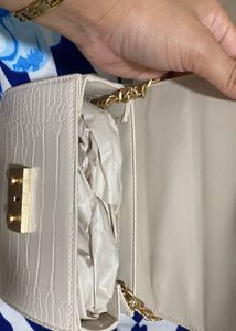 Charles &amp; Keith Alva Croc-Effect Chain Strap Bag