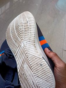 Champion&#39;s Kids Footwear –un Breakable
