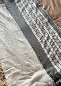 Monochromatic Saree