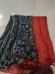 Red &amp; Black Patterned Dupatta