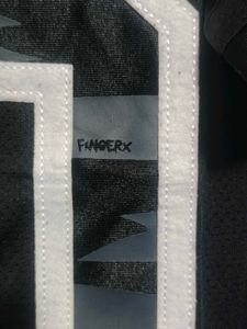 Fingerhawk black and white Fingercrox jersey