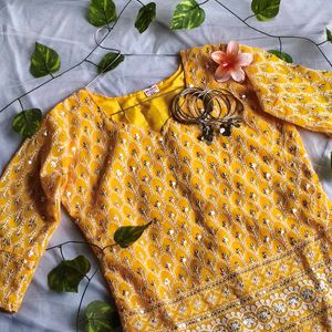 Yellow Embroidered Kurta Set⚜️✨