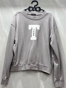 Studio T Team Sweatshirt