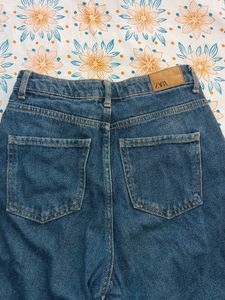 Zara High-Waisted Jeans