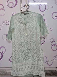 chanderi kurti with chicken work