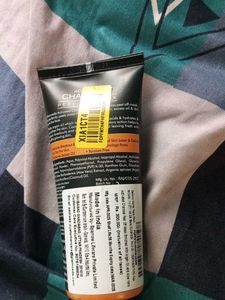 Glamveda Charcoal Peel-Off Mask