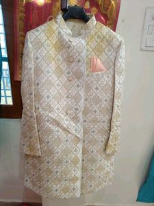 Men&#39;s Sherwani Set