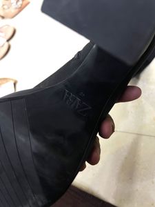 ZARA OVER THE KNEE BOOTS