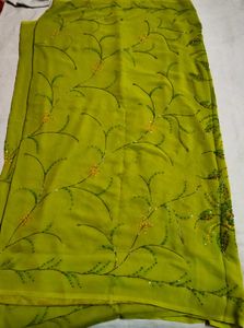 Saree with blouse - like new 💗