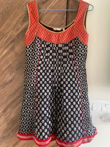 Global Desi Pure Georgette Weaved Kurti
