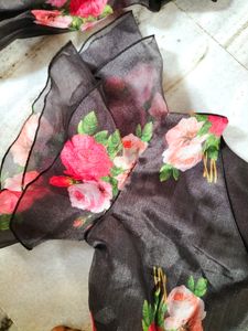 🖤Black Lehanga With Beautiful Blouse🖤
