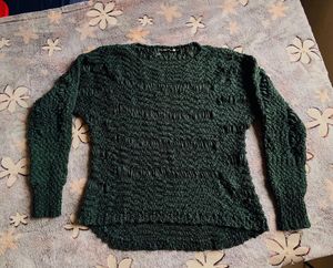Soft Mesh Woolen Sweatshirt(unused)