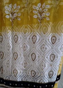 Elegant Two Tone Saree With Blouse. Heavy Piece