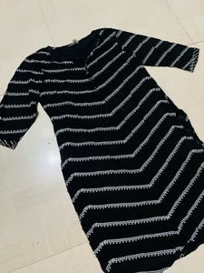 Black &amp; White Print Kurti