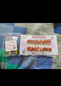 Press On Nails