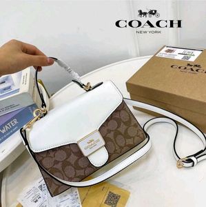 COACH PEPPER SATCHEL IN SIGNATURE BAG WD BOX
