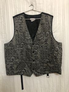 Lioyd Thompson Black Vest