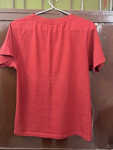 Here And Now Rust Color T Shirt L Size