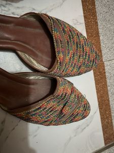 Stylish Women&#39;s Flats