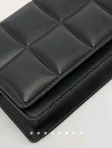 Savana Quilted Black Sling Bag