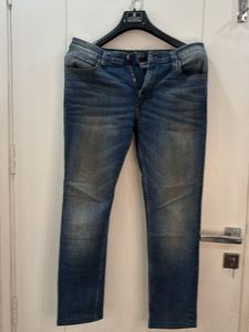 Lee Faded Blue Jeans